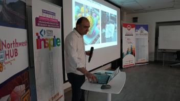 Prof. Mohsen Habibi presenting on Additive Manufacturing (AM)/3D Printing